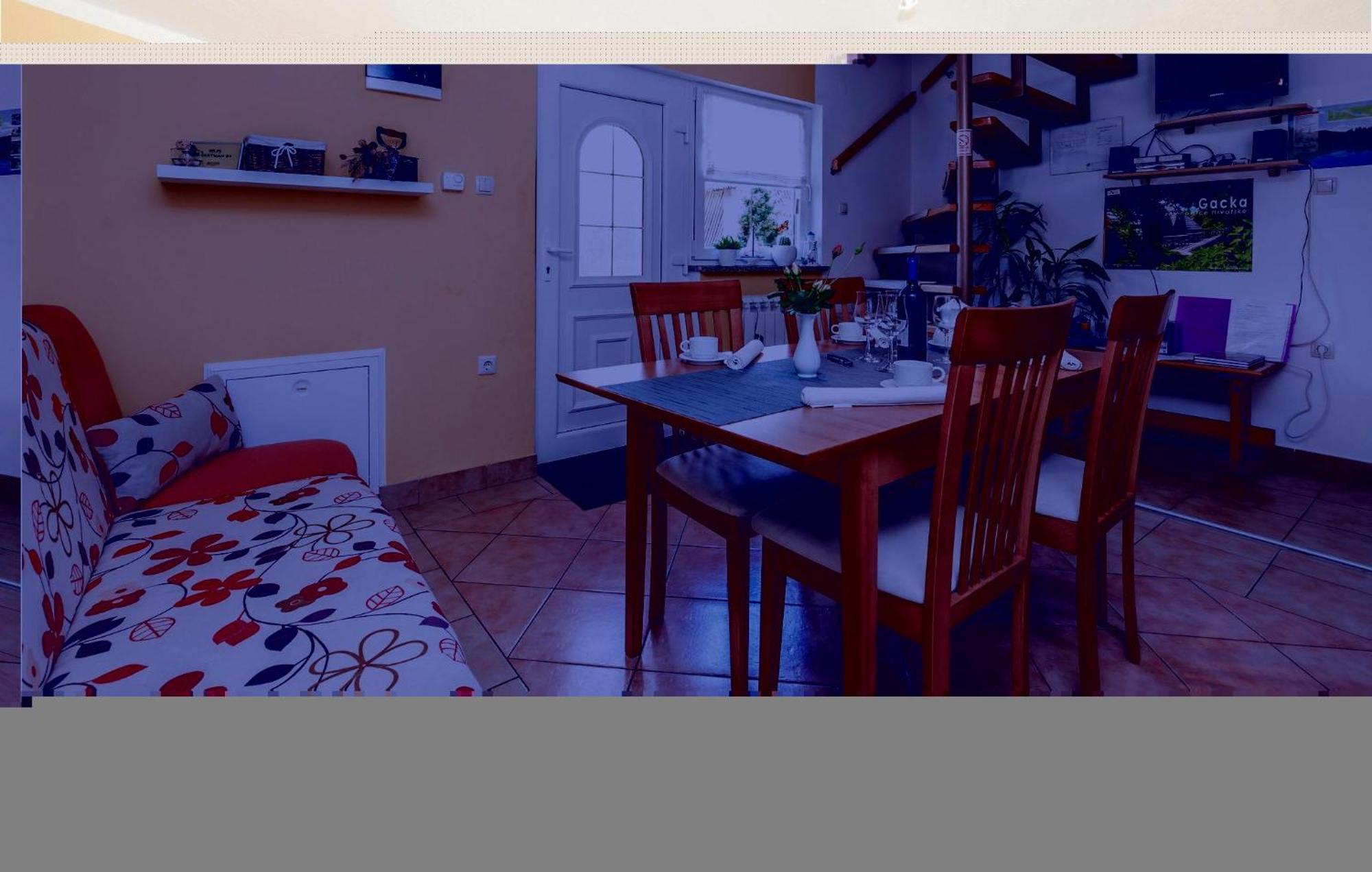 2 Bedroom Cozy Home In Licko Lesce Exteriér fotografie
